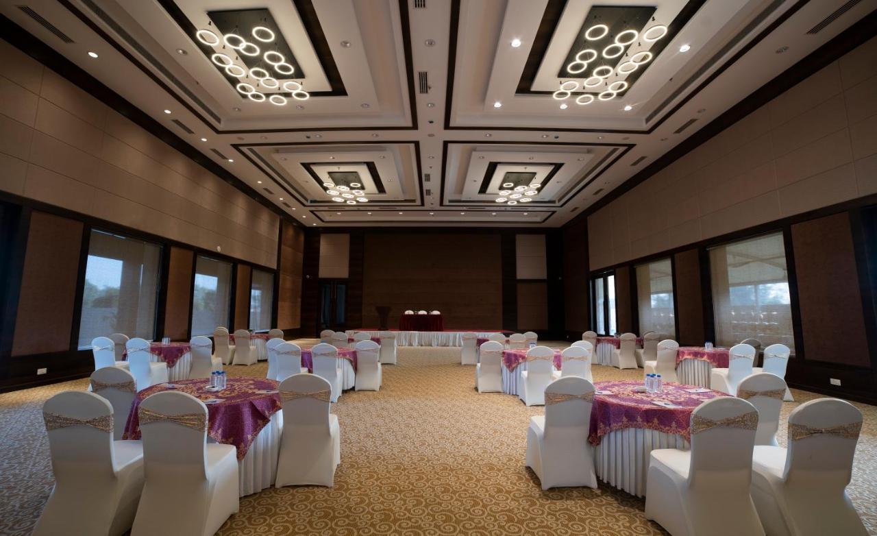 Hotel Rajhans Abhinandan 博帕尔 外观 照片