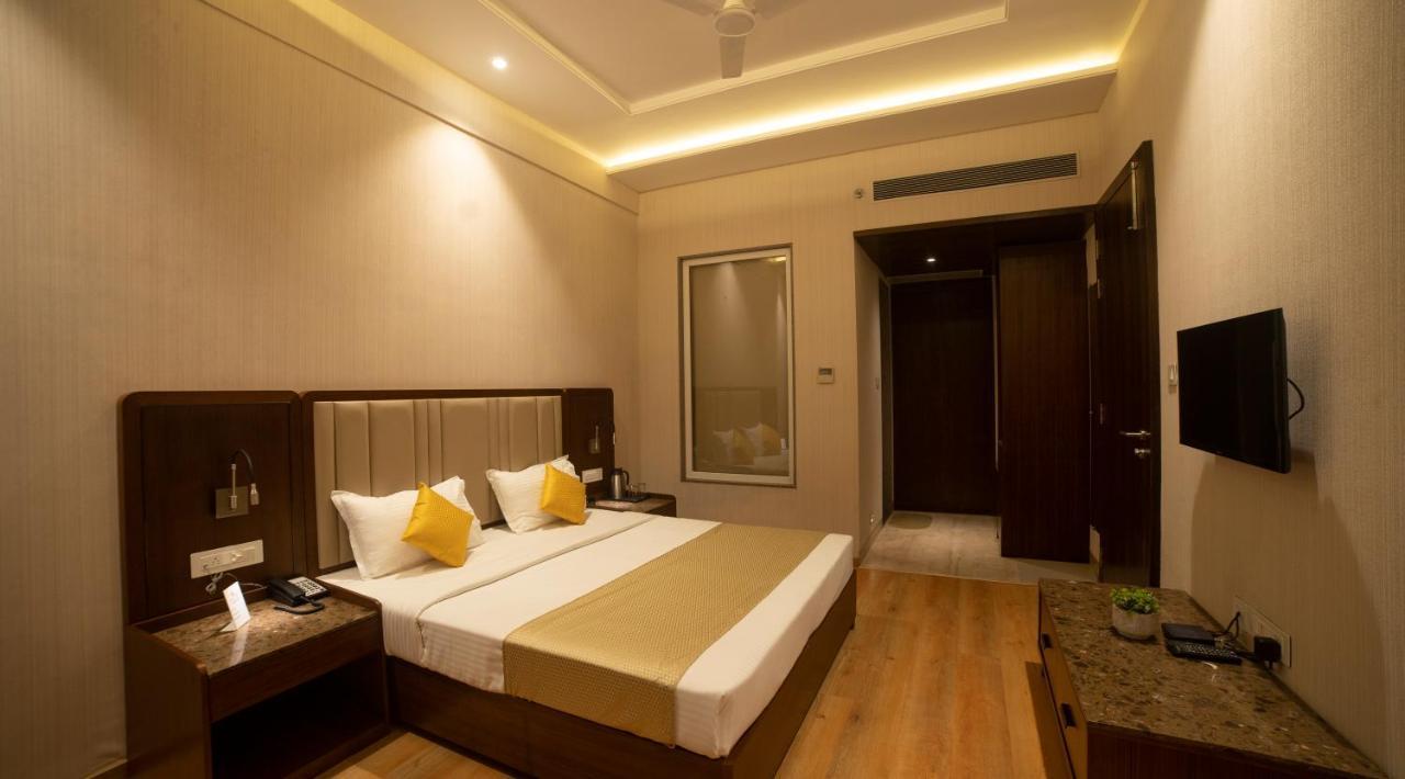 Hotel Rajhans Abhinandan 博帕尔 外观 照片