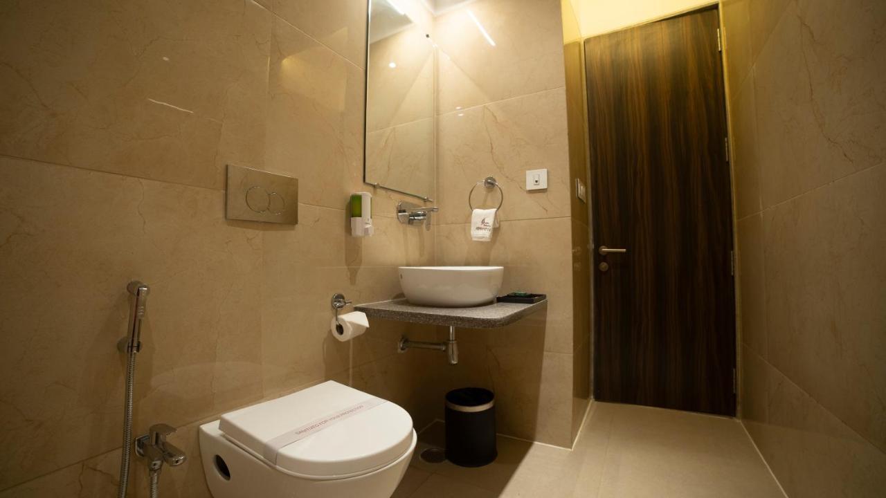 Hotel Rajhans Abhinandan 博帕尔 外观 照片